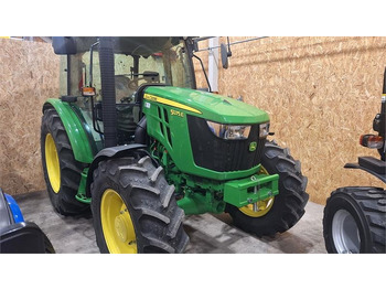 Farm tractor JOHN DEERE 5075E