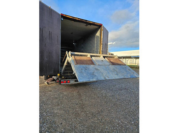 Semi-trailer Montracon Racing// machinetrailer // Living area: picture 2