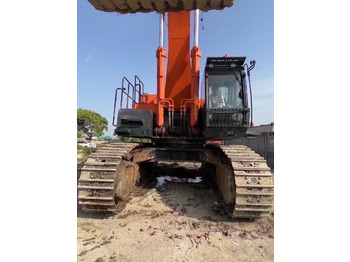 Excavator HITACHI 670LCH-5G: picture 3
