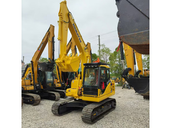 Crawler excavator KOMATSU PC110: picture 3