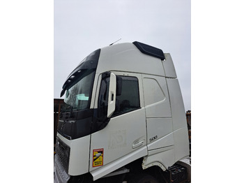 Cab for Truck VOLVO KABINA GOŁY SZKIELET VOLVO FH 4 EURO 6 XL: picture 3 Cab for Truck VOLVO KABINA GOŁY SZKIELET VOLVO FH 4 EURO 6 XL: picture 3