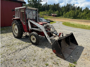 Farm tractor INTERNATIONAL