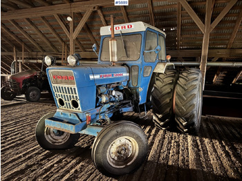 Farm tractor FORD