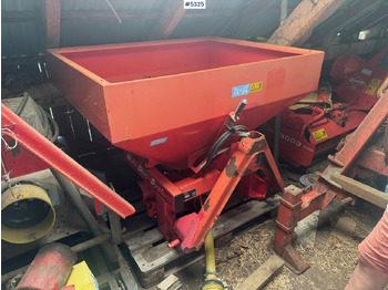 Fertilizer spreader RAUCH