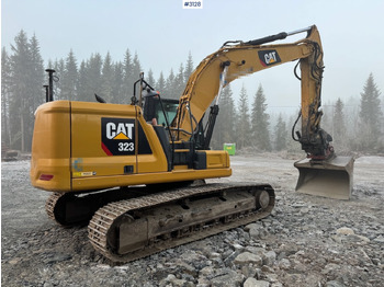 Excavator 2018 Cat 323-07 with rototilt, grading bucket, and digging bucket: picture 3