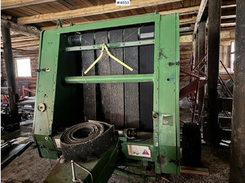 Hay and forage equipment JOHN DEERE