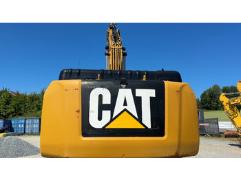 Crawler excavator CATERPILLAR 326F: picture 3