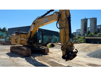 Crawler excavator CATERPILLAR 326F: picture 2