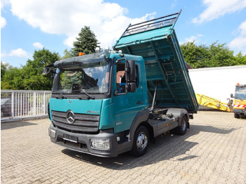 Tipper van MERCEDES-BENZ