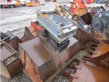 Leasing of NSB E 160 Schwenktieflöffel 1400 mm OQ 65 / 7.500 NSB E 160 Schwenktieflöffel 1400 mm OQ 65 / 7.500: picture 1