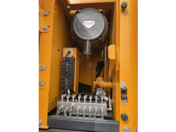 Leasing of Hyundai R220LC-9S Hyundai R220LC-9S: picture 3