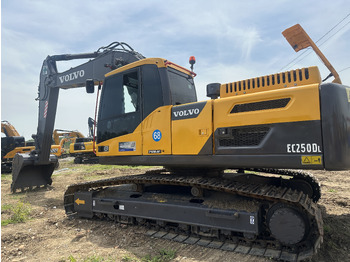 Crawler excavator VOLVO EC250