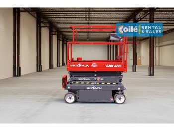 Scissor lift SKYJACK