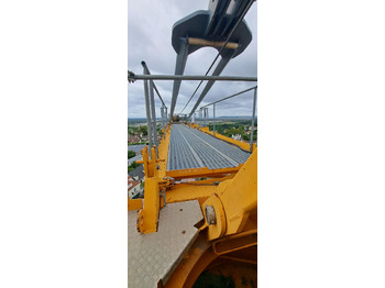 Tower crane LIEBHERR