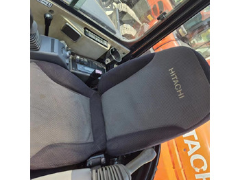 Mini excavator Hitachi ZX50U: picture 2