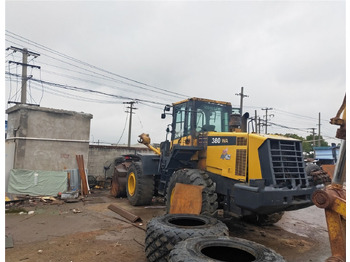 Wheel loader Komatsu WA380: picture 2