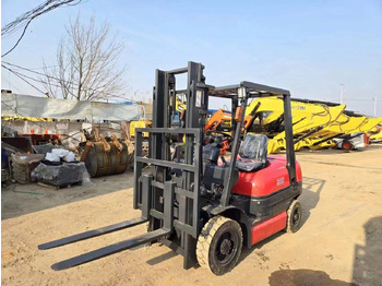 Diesel forklift Toyota FD25: picture 2 Diesel forklift Toyota FD25: picture 2
