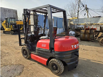 Diesel forklift Toyota FD25: picture 4 Diesel forklift Toyota FD25: picture 4