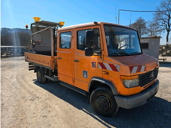 Leasing of  Mercedes-Benz Vario 614D Pritsche Doka 2002 Nissen VLT Verkehrsleittafel Absperrtafel LKW  Vorwarntafel Mercedes-Benz Vario 614D Pritsche Doka 2002 Nissen VLT Verkehrsleittafel Absperrtafel LKW  Vorwarntafel: picture 2 Leasing of  Mercedes-Benz Vario 614D Pritsche Doka 2002 Nissen VLT Verkehrsleittafel Absperrtafel LKW  Vorwarntafel Mercedes-Benz Vario 614D Pritsche Doka 2002 Nissen VLT Verkehrsleittafel Absperrtafel LKW  Vorwarntafel: picture 2