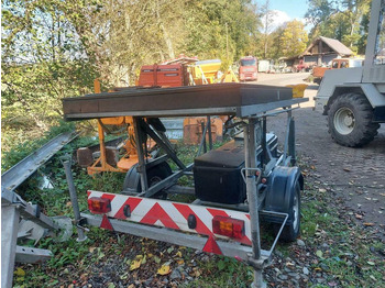 Trailer Nissen VLT LED Schilderwagen Verkehrssicherungsanhänger Leittafel: picture 4
