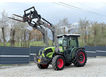 Farm tractor CLAAS Nexos