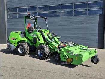 Compact track loader AVANT