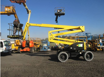 Articulated boom NIFTYLIFT