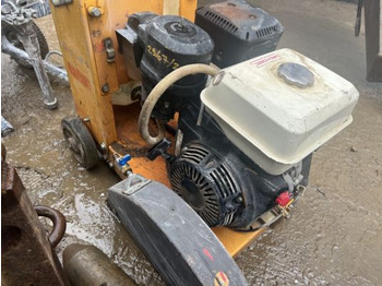 Construction equipment Scie à sol HUSQVARNA: picture 3