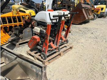 Construction equipment Scie a sol thermique GOLZ FS170: picture 3