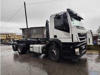 Hook lift truck IVECO Stralis