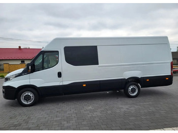Combi van Iveco Daily Max 7 -osobowe: picture 4 Combi van Iveco Daily Max 7 -osobowe: picture 4