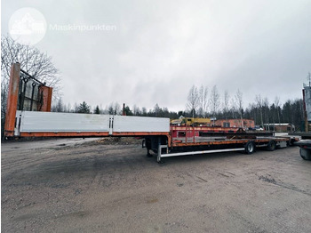Low loader semi-trailer