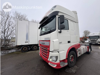 Tractor unit DAF XF 460