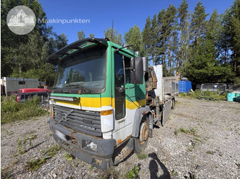 Crane truck VOLVO FL