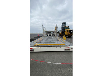 Aircraft cargo loader TREPEL