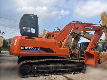 Crawler excavator DOOSAN DH220LC-7