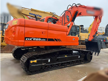 Crawler excavator DOOSAN DX225 LCA: picture 3