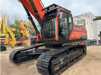 Crawler excavator DOOSAN DX340 LCA: picture 4