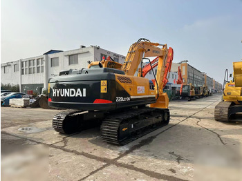 Crawler excavator HYUNDAI ROBEX 220 LC-9S: picture 2