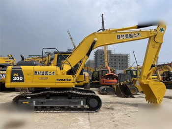 Crawler excavator KOMATSU PC200-8
