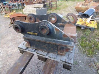 Quick coupler HITACHI