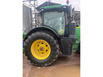 Farm tractor JOHN DEERE 8320R
