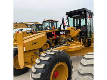 Grader CATERPILLAR 140G