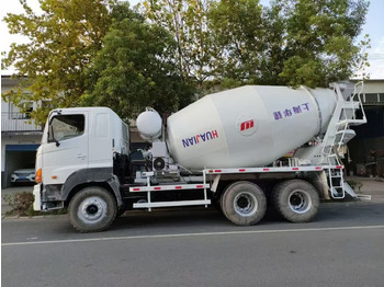 Tank truck HINO