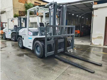 Forklift TCM 70 Diesel Forklift 7 Ton | Heavy-Duty Industrial Forklift | Warehouse/Construction Equipment: picture 2