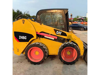 Skid steer loader CATERPILLAR