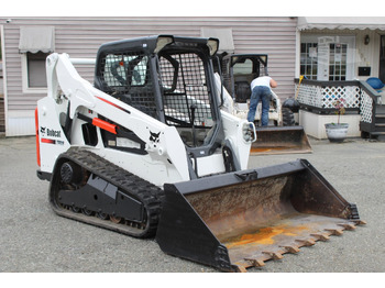 Skid steer loader BOBCAT T590