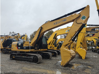 Crawler excavator CATERPILLAR 320D2