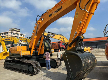 Crawler excavator HYUNDAI