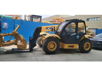 Telescopic handler JCB